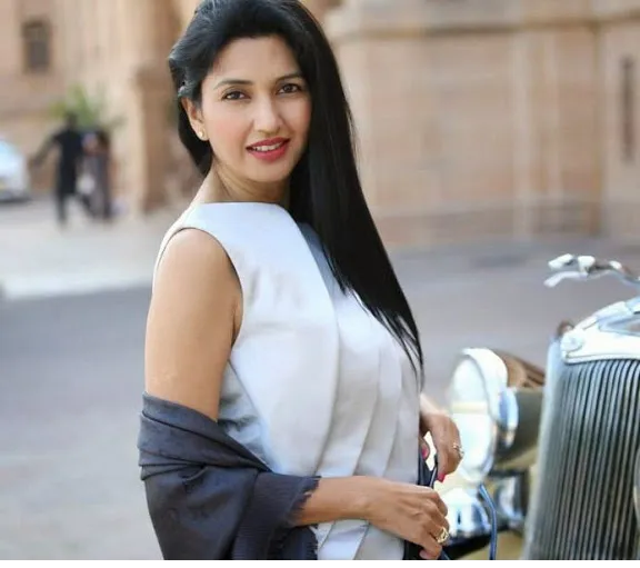 deepti bhatnagar images